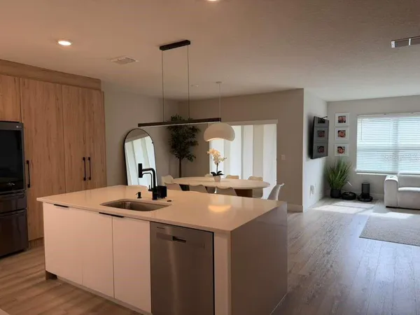 $2,950 | 33412 Country House Drive, Sorrento, FL 32776