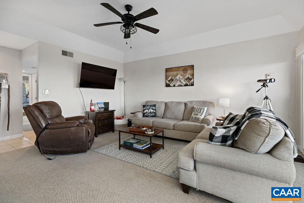 3203 North Ridge Roseland, VA 22967 - Photo 8 of 40