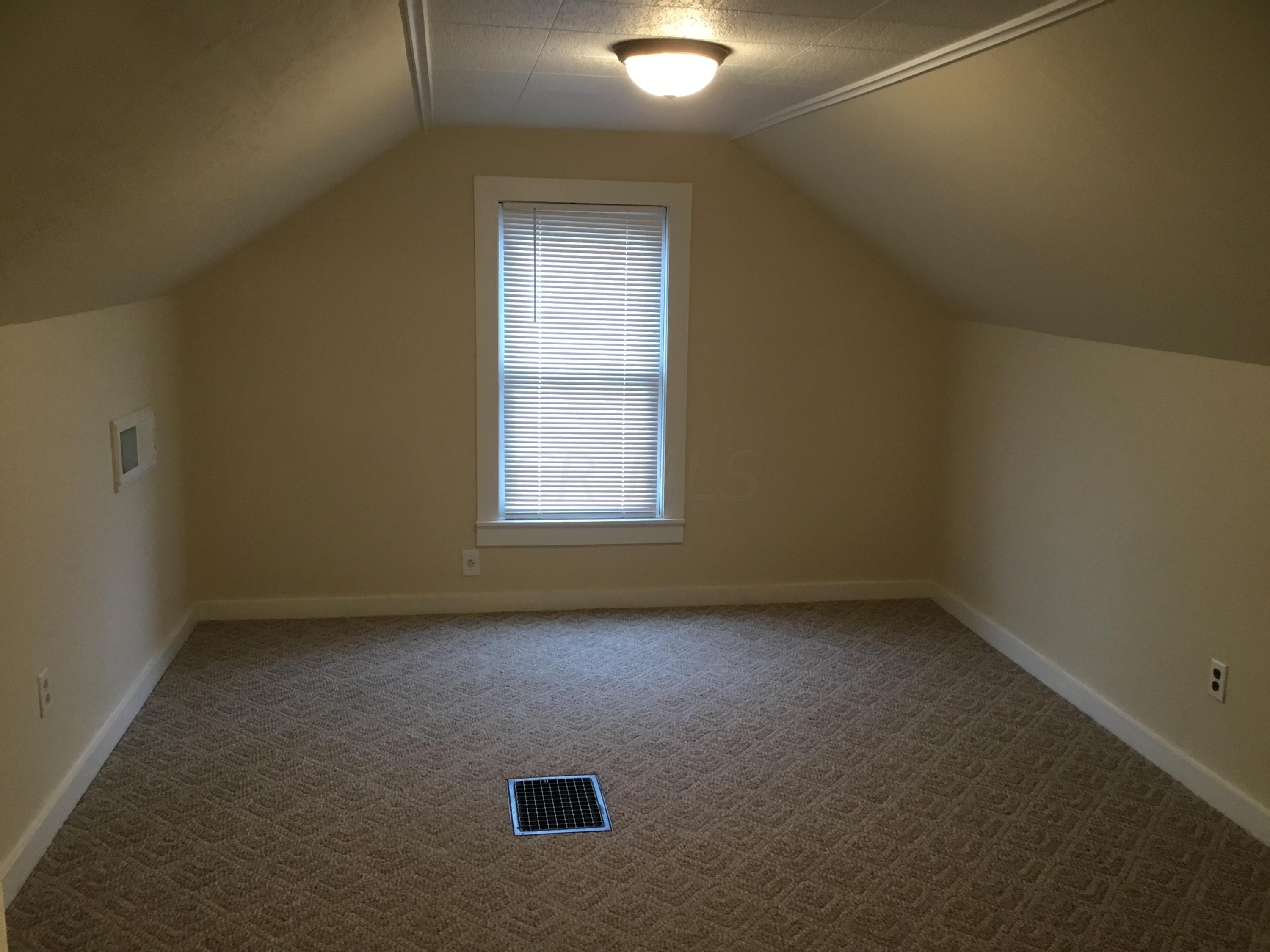 203 Cedar Heights Road Circleville, OH 43113 - Photo 9 of 23 Gallery Image 9