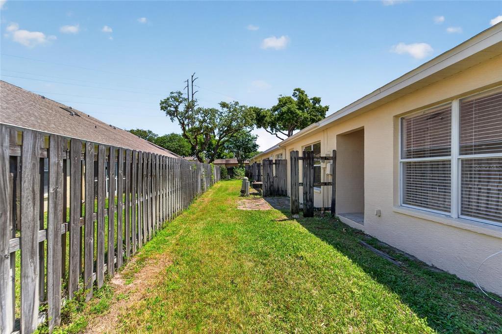 658 Green Valley Road, Unit B3 Palm Harbor, FL 34683 - Photo 21 of 80