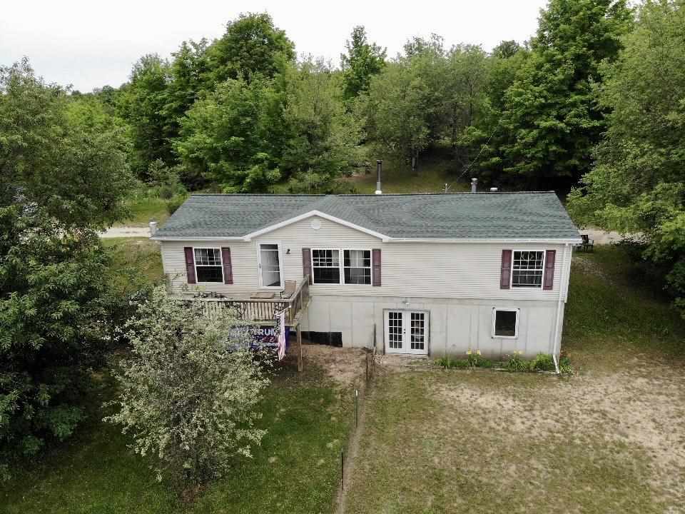 11045 Packingham Road Manton, MI 49663 - Photo 47 of 48 1892157-46.JPG