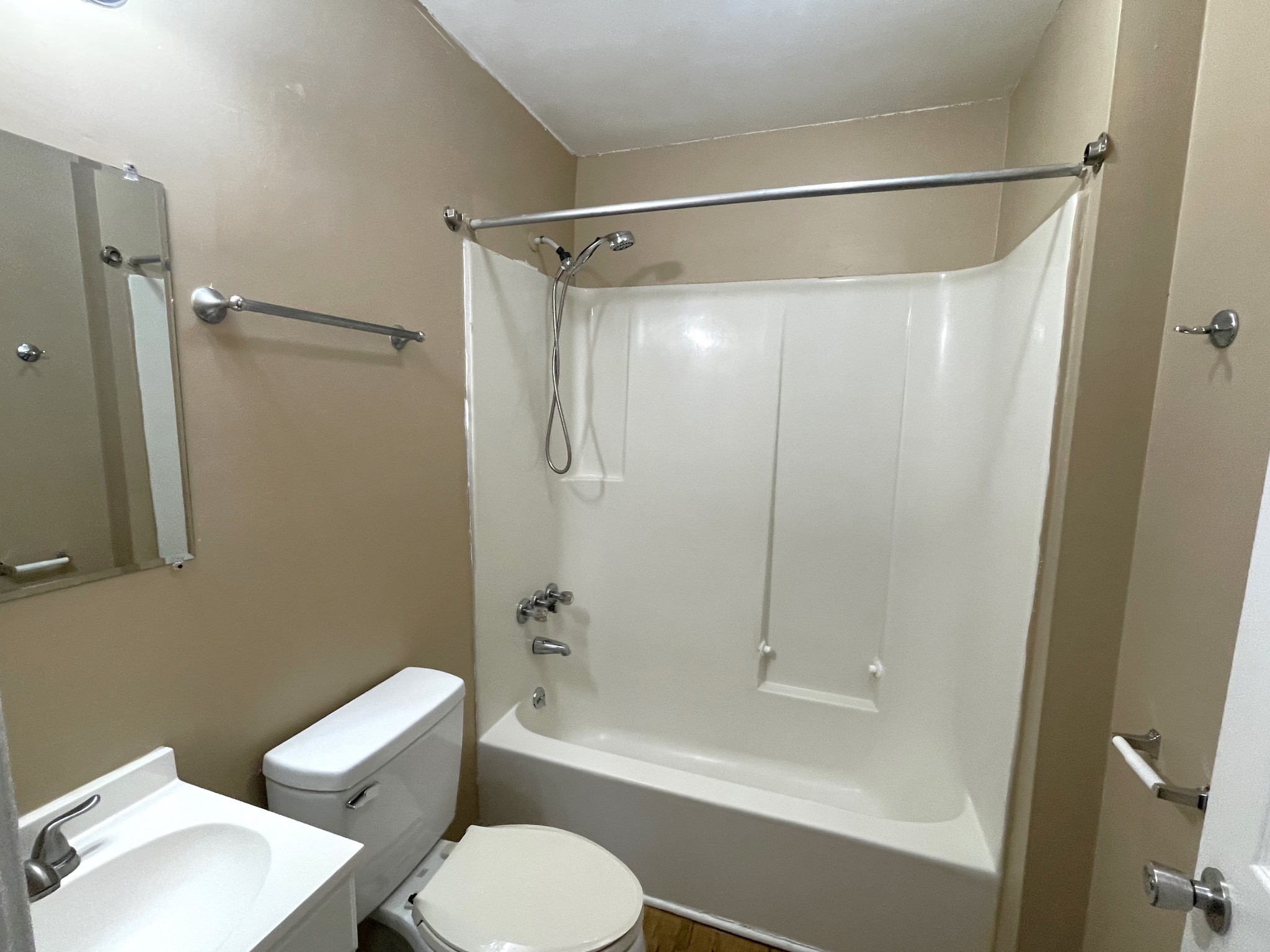 1207 Shawnee Road Madison, TN 37115 - Photo 6 of 9 Gallery Image 6