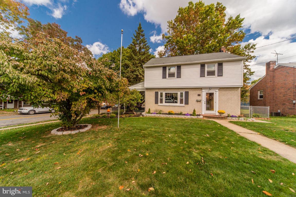 305 Charles Road Lancaster, PA 17603 - Photo 1 of 20 Gallery Image 1