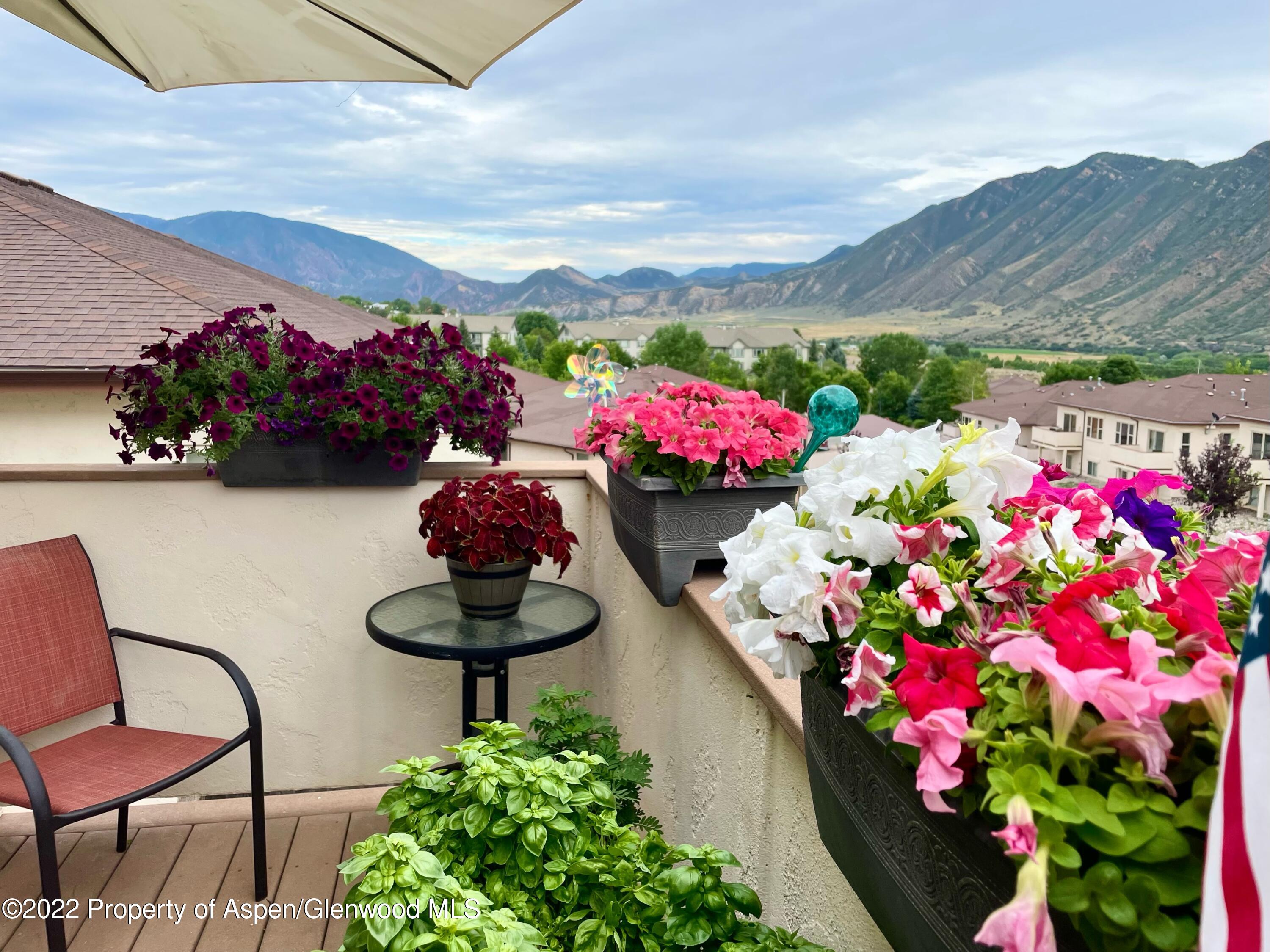 133 Castle Ridge Drive New Castle, CO 81647 - Photo 4 of 32