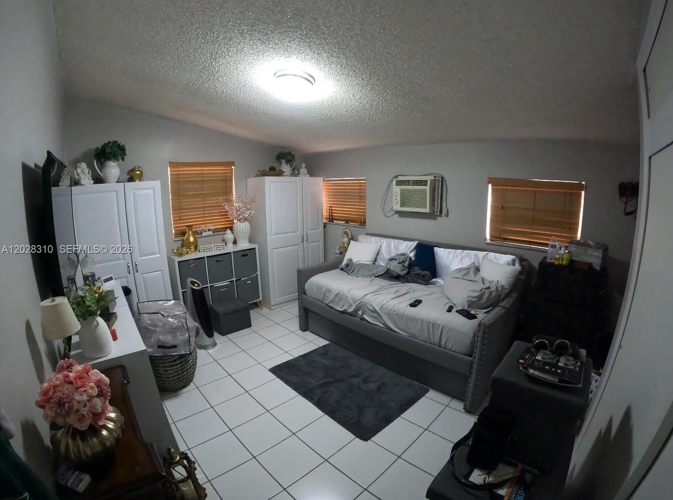 252 East 37th Street Hialeah, FL 33013 - Photo 47 of 51