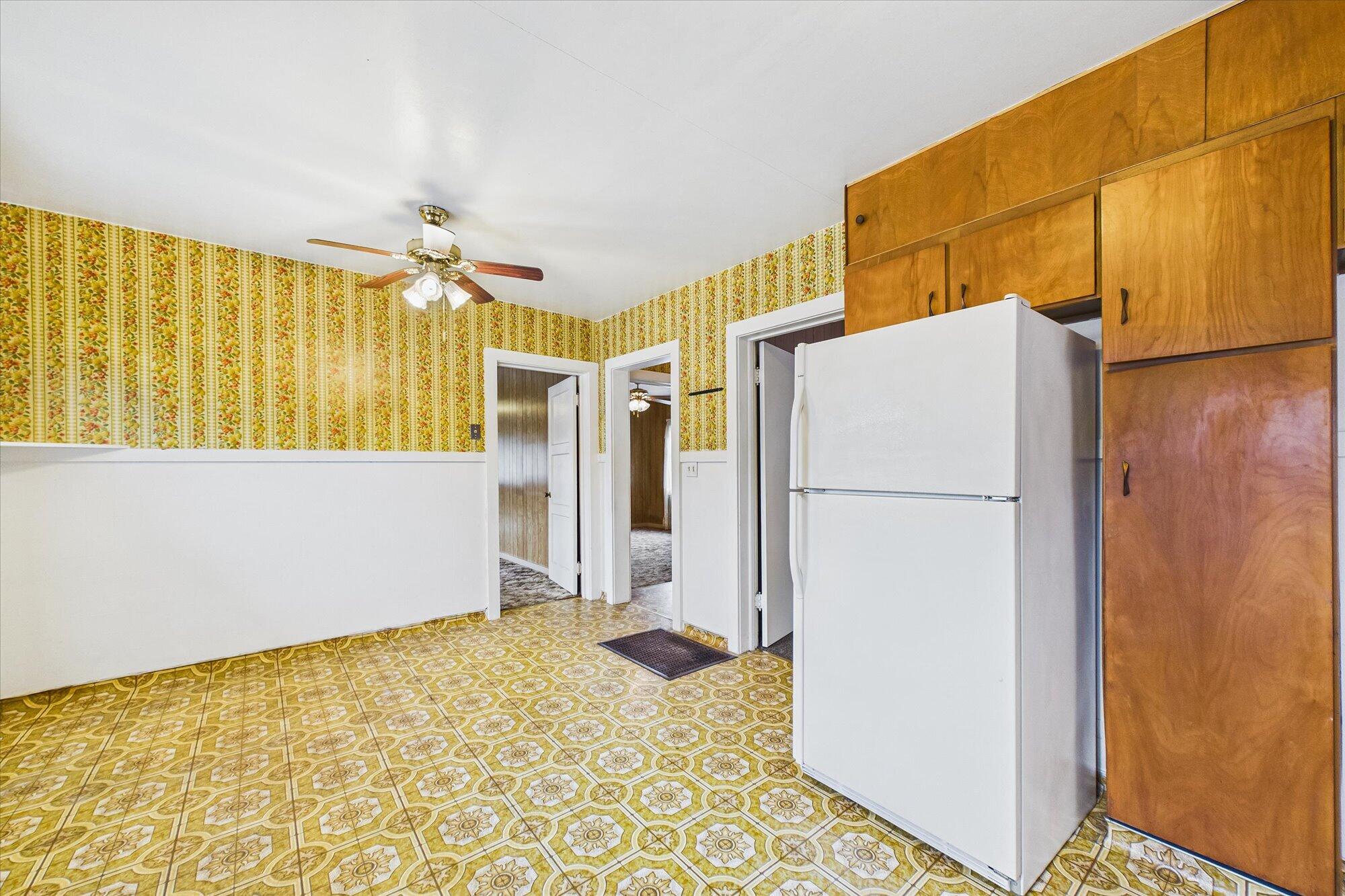 125 Elm Street Rio Dell, CA 95562 - Photo 16 of 43
