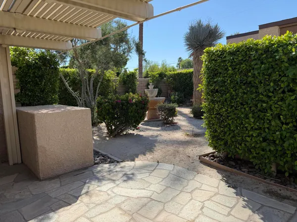 $385,000 | 74229 Catalina Way, Palm Desert, CA 92260
