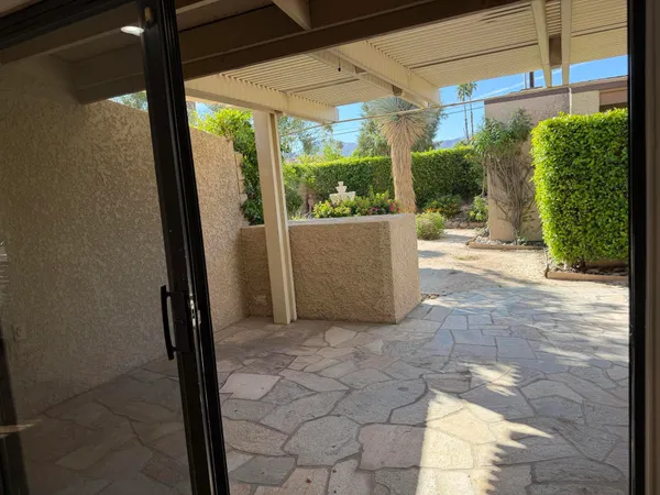$385,000 | 74229 Catalina Way, Palm Desert, CA 92260
