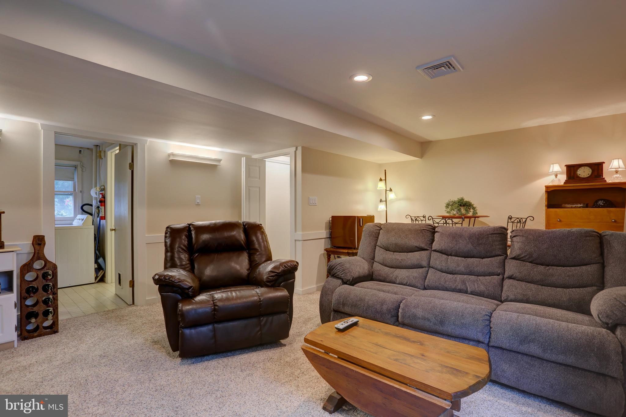 505 Devon Drive Lititz, PA 17543 - Photo 22 of 36 LL Family Room