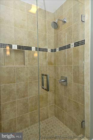 11302 Sundial Court, Unit 903 Reston, VA 20194 - Photo 15 of 15 Bath (Master)