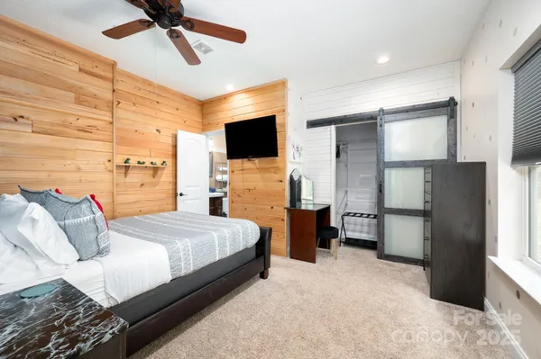 $2,400,000 | 119 Deer Hill Lane, Weaverville, NC 28787