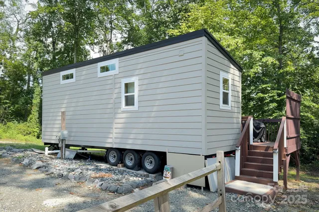 a view of backyard of house