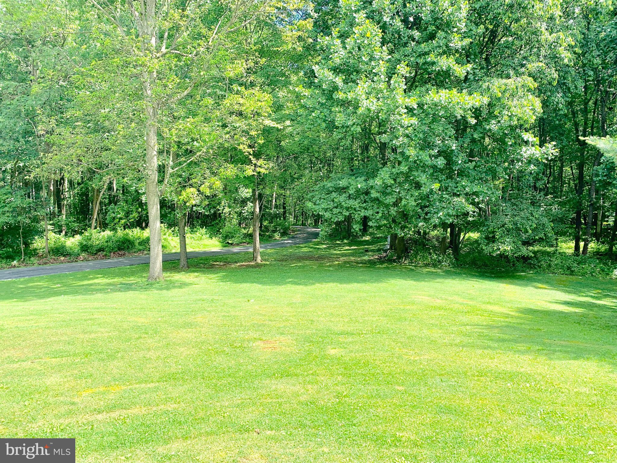 1362 Indian Peg Road Boiling Springs, PA 17007 - Photo 3 of 31 Gallery Image 3