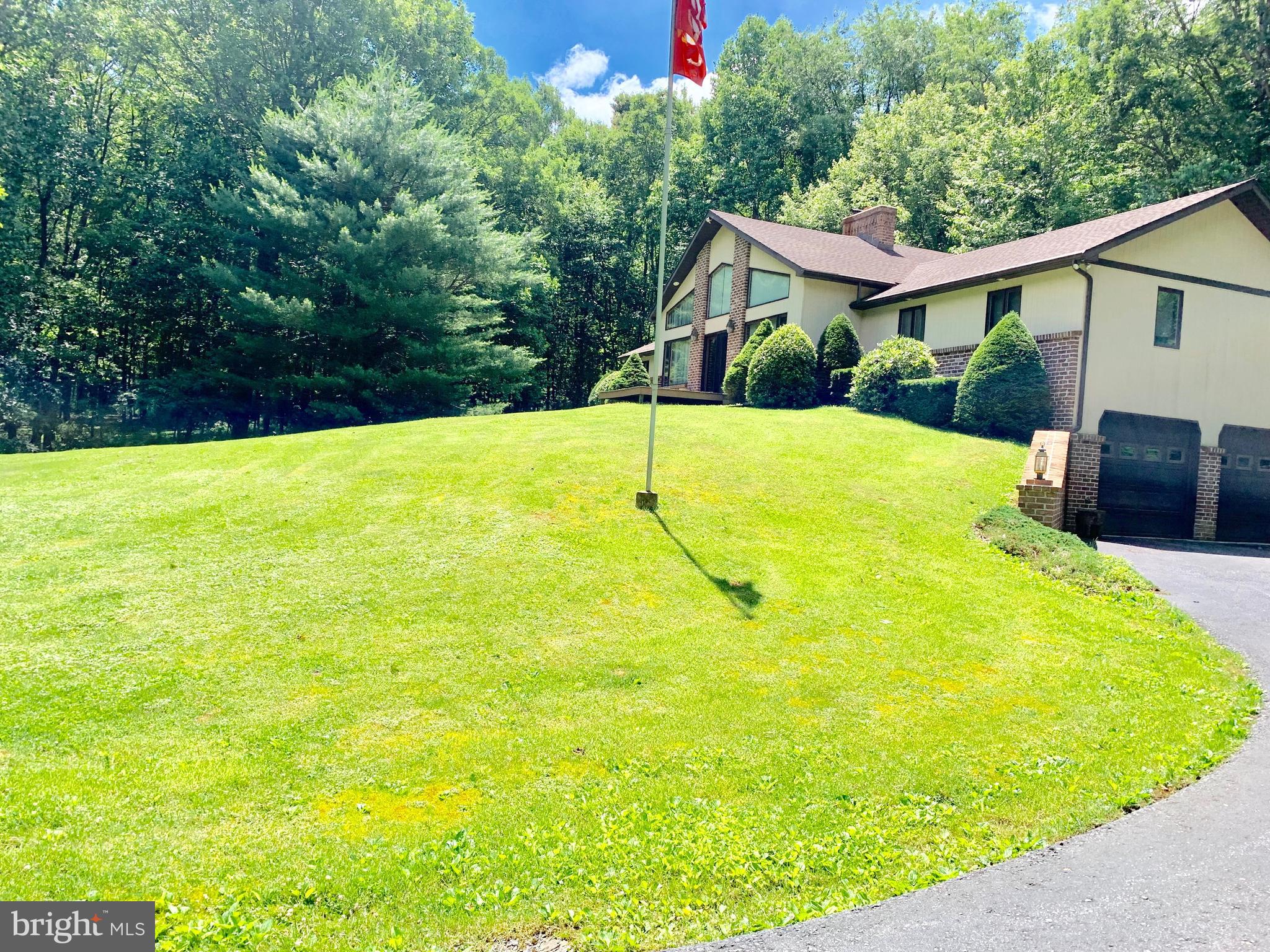 1362 Indian Peg Road Boiling Springs, PA 17007 - Photo 26 of 31 Gallery Image 26