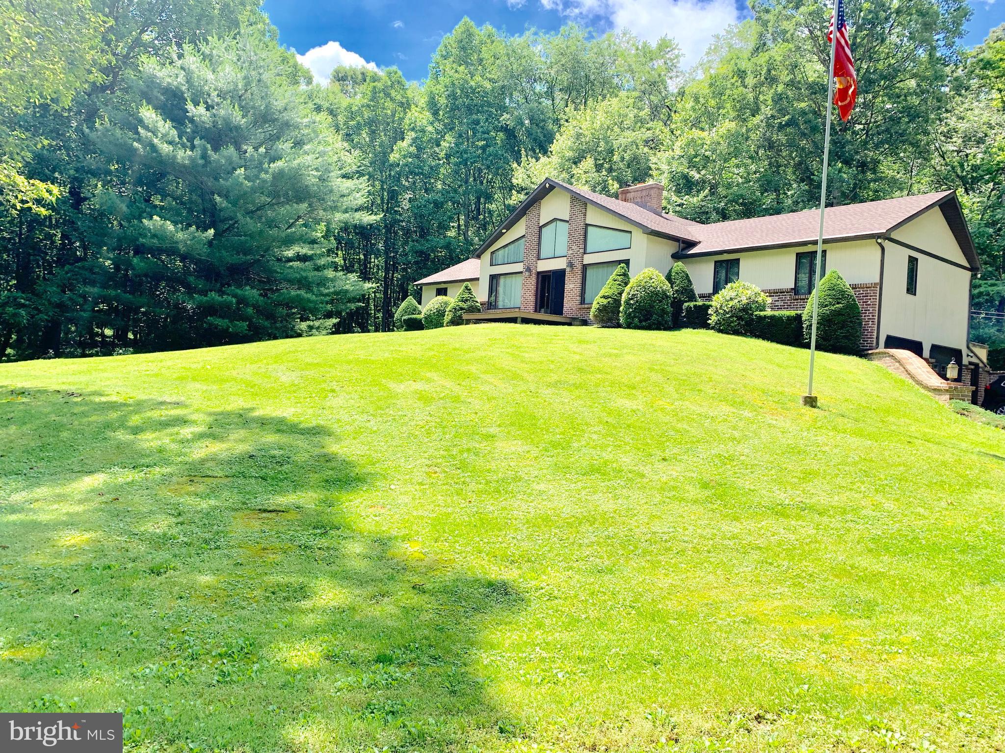 1362 Indian Peg Road Boiling Springs, PA 17007 - Photo 27 of 31 Gallery Image 27