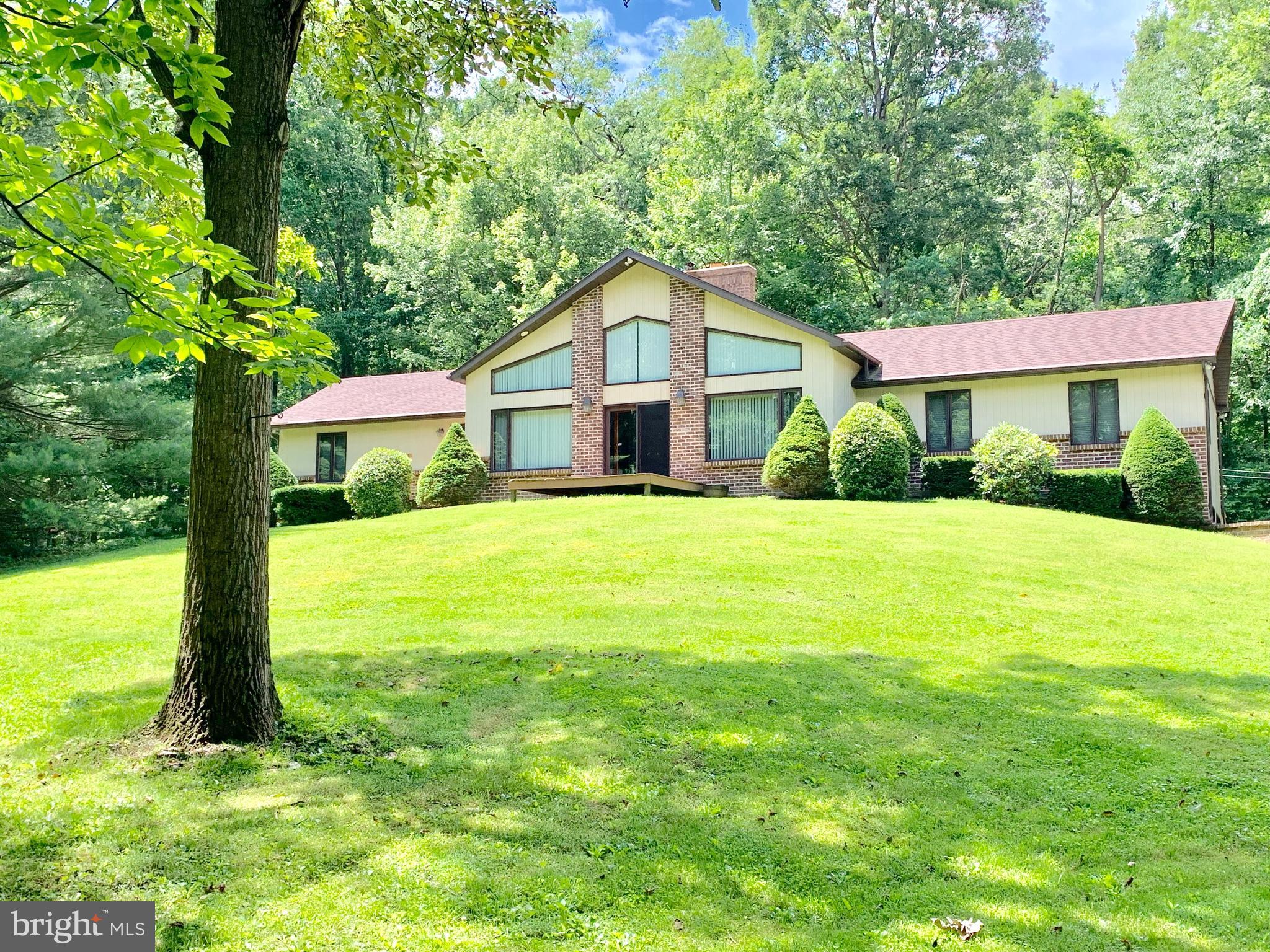 1362 Indian Peg Road Boiling Springs, PA 17007 - Photo 29 of 31 Gallery Image 29