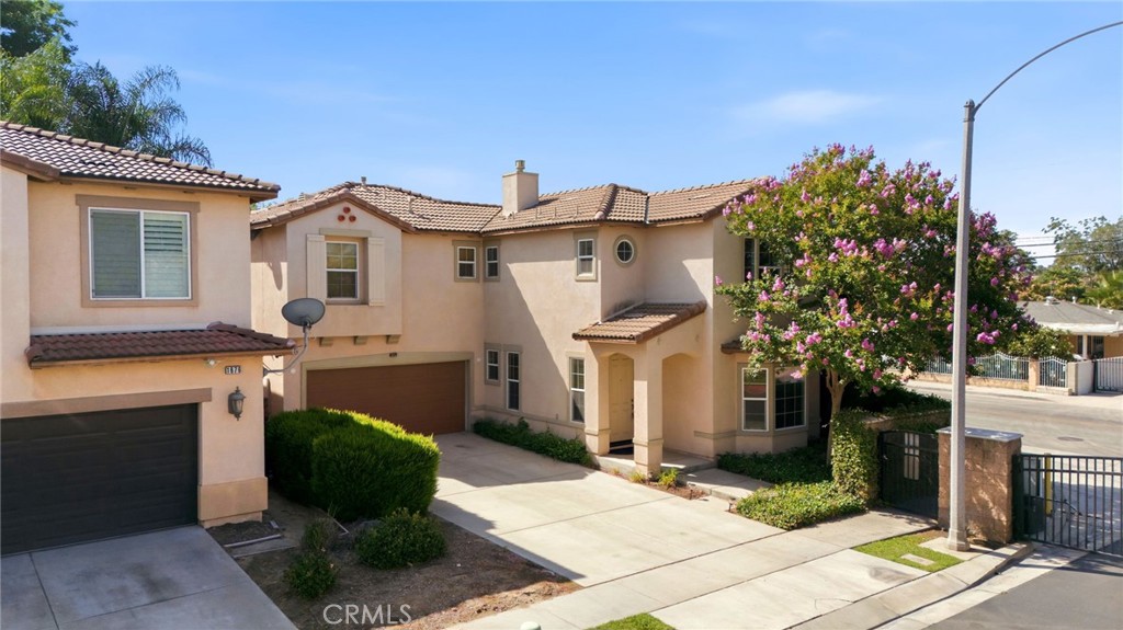 1686 Gilliam Court Riverside, CA 92501 - Photo 3 of 41