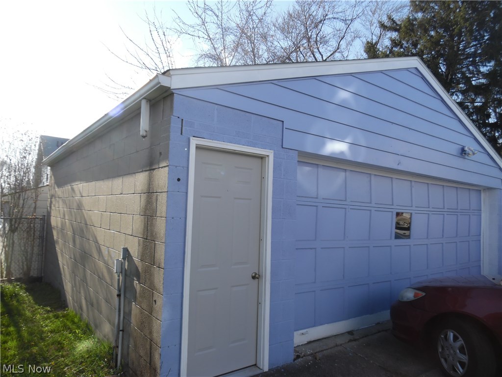 974 Dan Street Akron, OH 44310 - Photo 16 of 16 Gallery Image 16