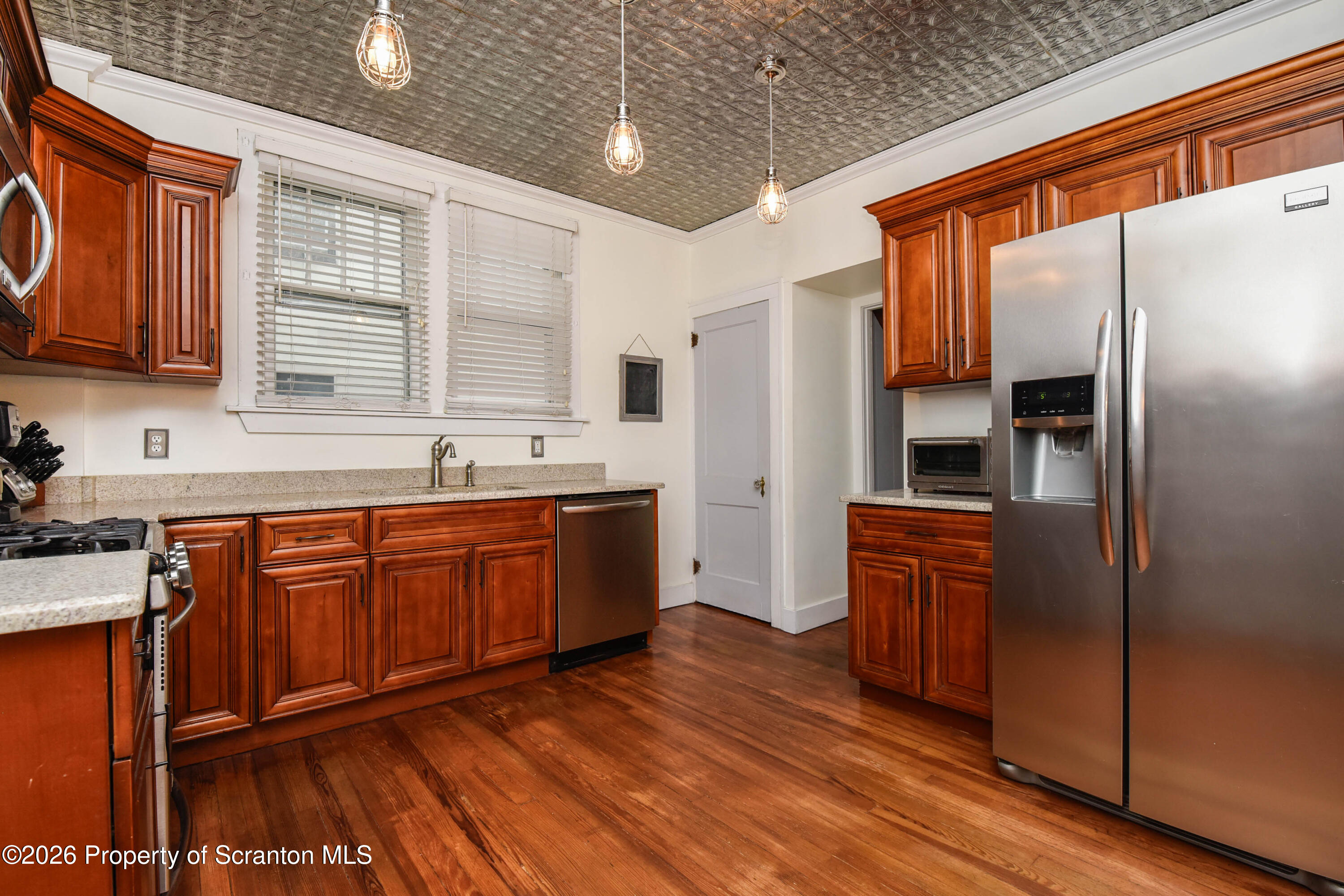 1926 Smith Place Scranton, PA 18509 - Photo 12 of 55 _DSC1850