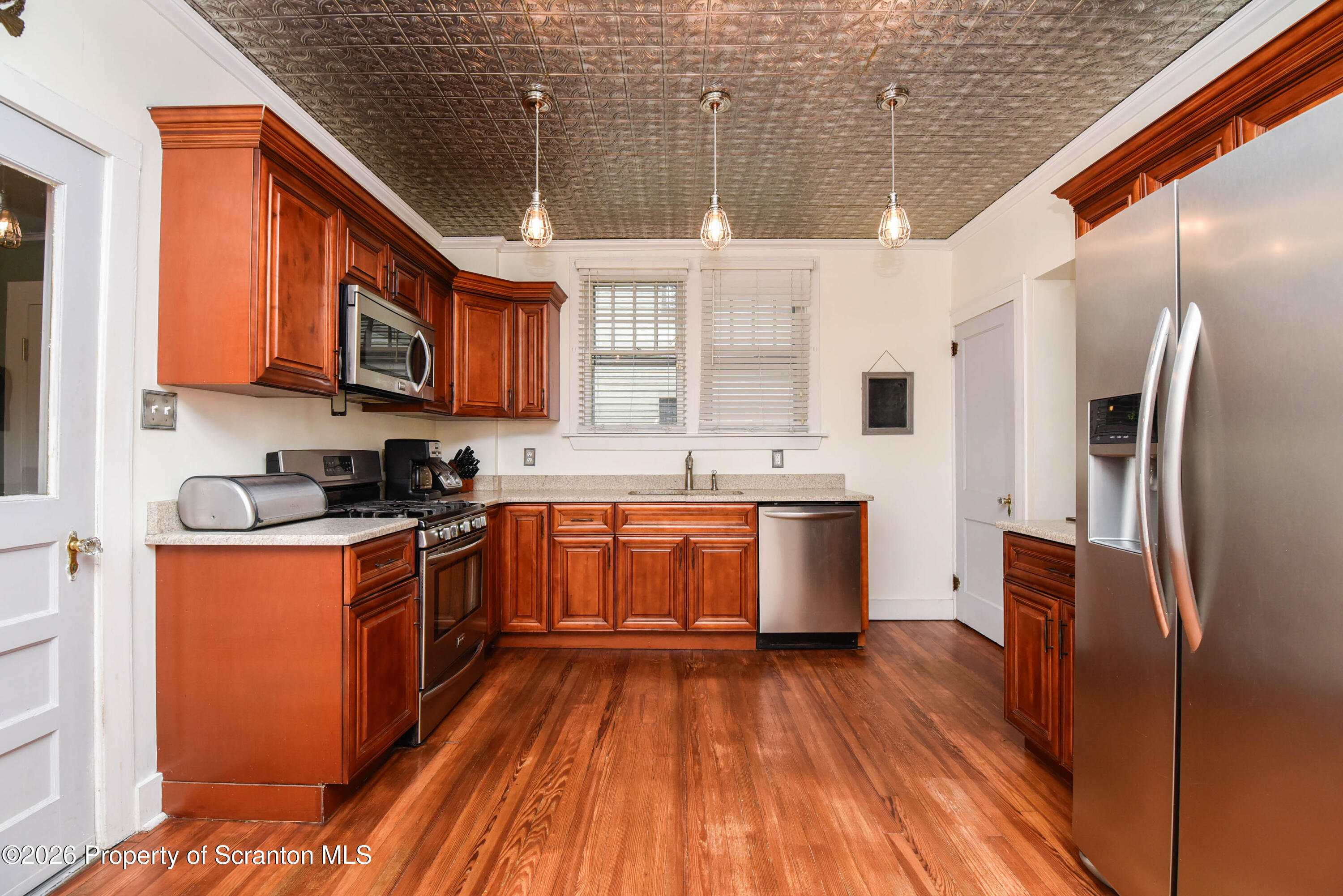 1926 Smith Place Scranton, PA 18509 - Photo 13 of 55 _DSC1843