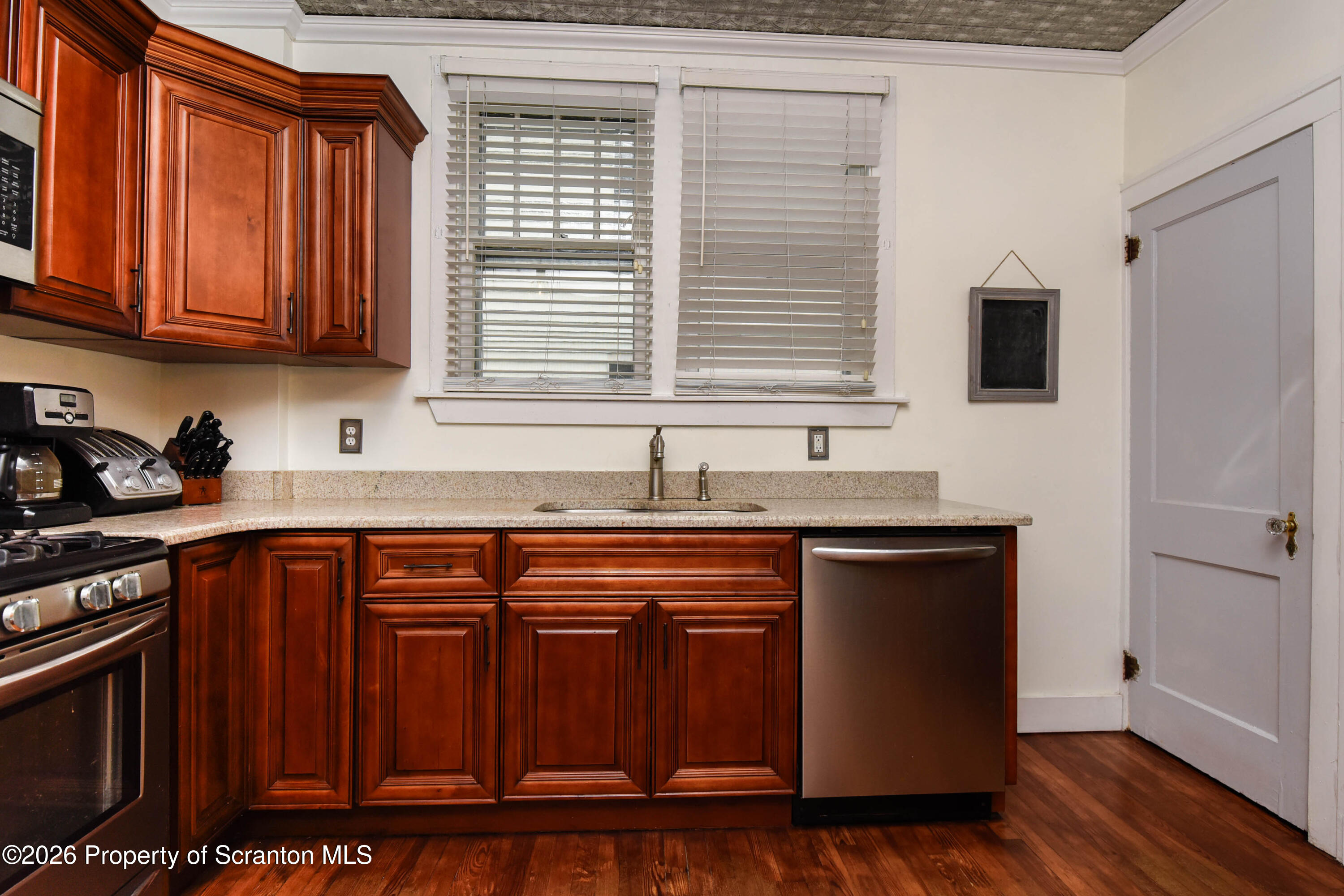 1926 Smith Place Scranton, PA 18509 - Photo 15 of 55 _DSC1840