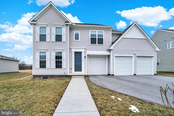 $625,000 | 141 Moorefield Street, Mechanicsburg, PA 17055