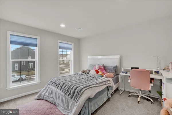 $625,000 | 141 Moorefield Street, Mechanicsburg, PA 17055