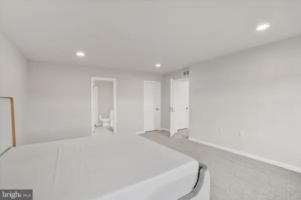 $625,000 | 141 Moorefield Street, Mechanicsburg, PA 17055