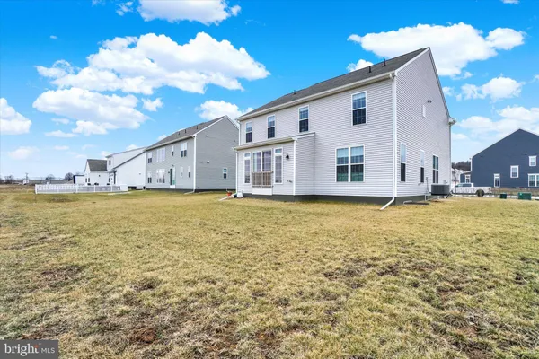 $625,000 | 141 Moorefield Street, Mechanicsburg, PA 17055