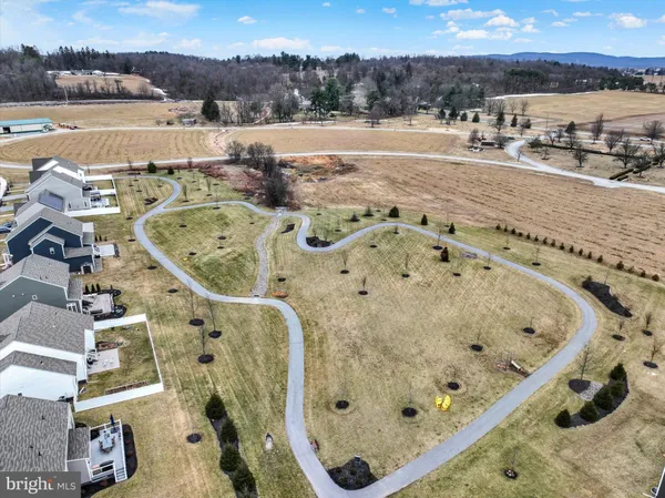$625,000 | 141 Moorefield Street, Mechanicsburg, PA 17055