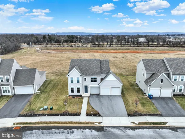 $625,000 | 141 Moorefield Street, Mechanicsburg, PA 17055