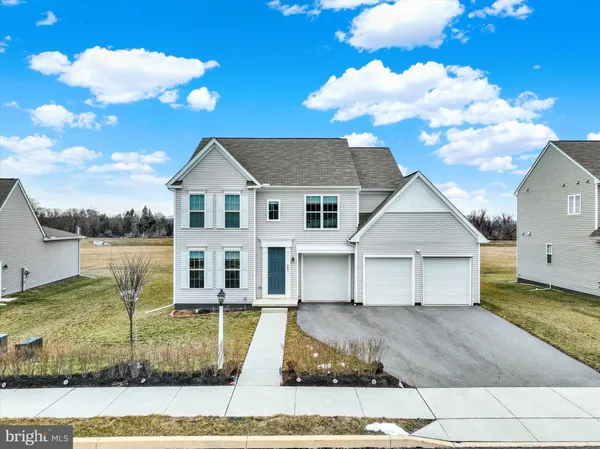 $625,000 | 141 Moorefield Street, Mechanicsburg, PA 17055