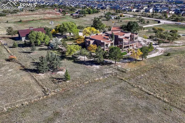 an aerial view of multiple house