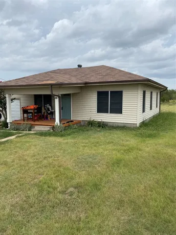 $195,000 | 615 Farm To Market 1466, Coupland, TX 78615