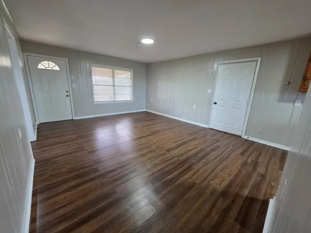 $195,000 | 615 Farm To Market 1466, Coupland, TX 78615