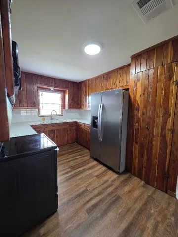 $195,000 | 615 Farm To Market 1466, Coupland, TX 78615