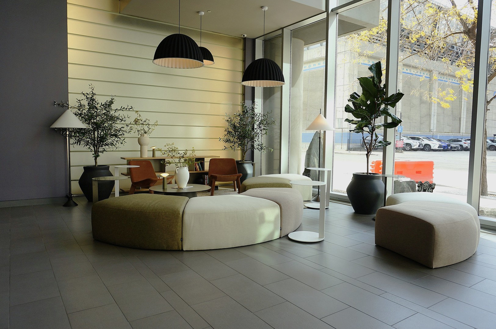 235 West Van Buren Street, Unit 2608 Chicago, IL 60607 - Photo 3 of 20 a living room with furniture and flowers