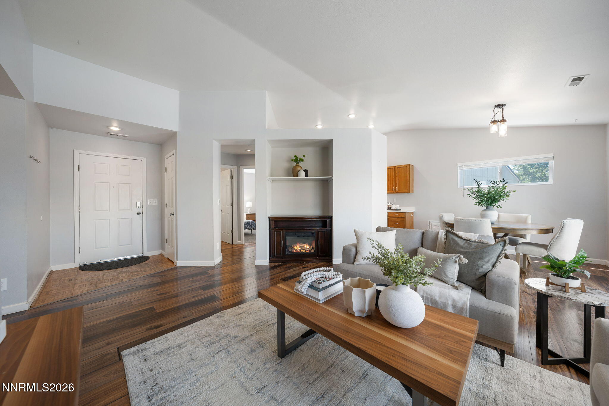 3123 Winter Rose Circle Reno, NV 89502 - Photo 9 of 32 14-web-or-mls-3123 Winter Rose-15