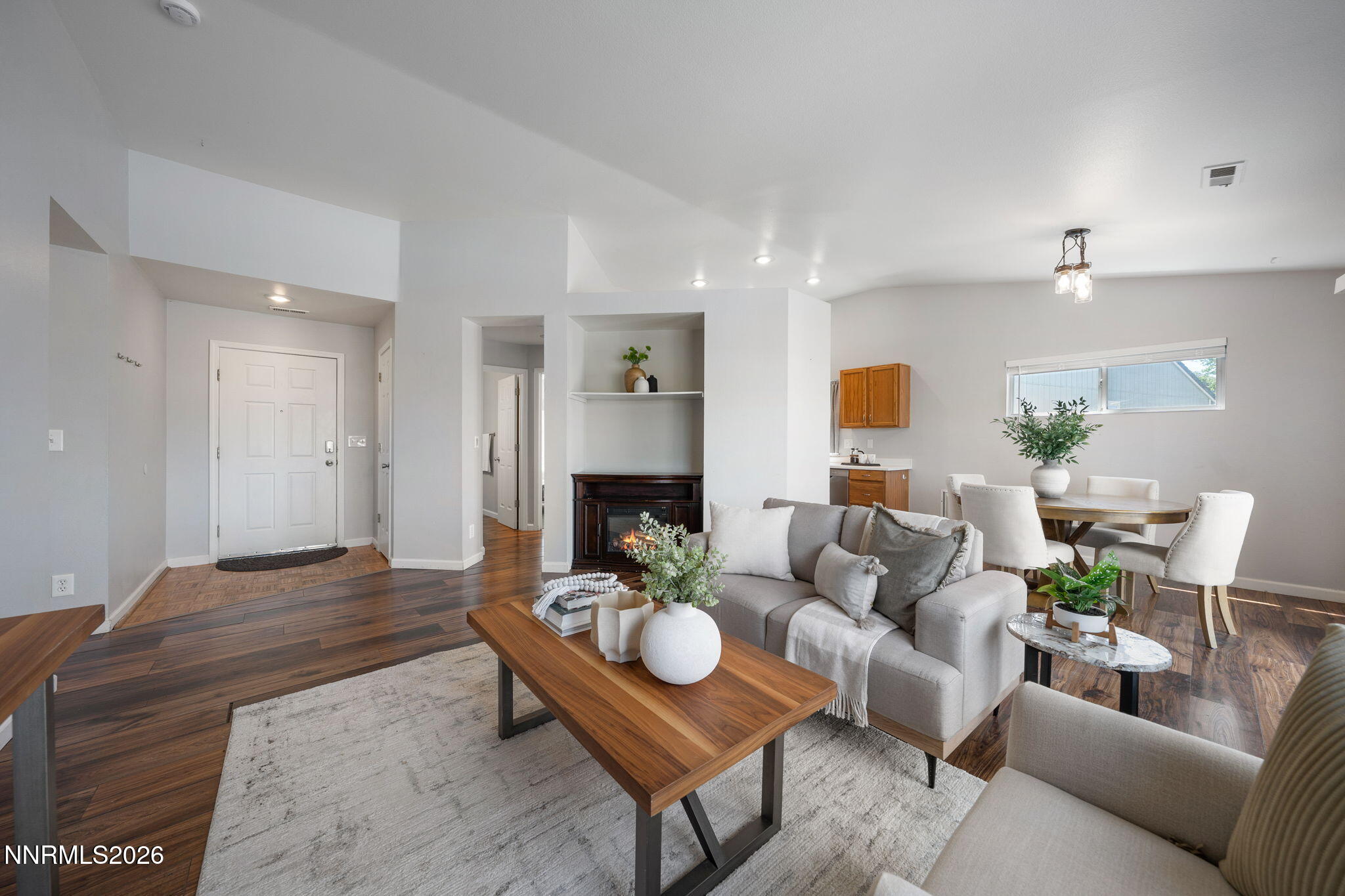 3123 Winter Rose Circle Reno, NV 89502 - Photo 10 of 32 15-web-or-mls-3123 Winter Rose-16