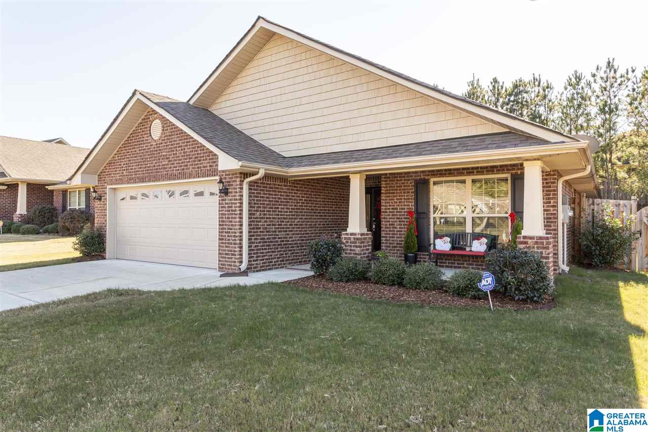 2033 Highview Way Calera, AL 35040 - Photo 2 of 50