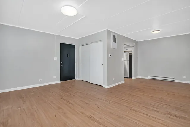 $1,595 | 315 Kimbell Avenue, Unit 3, Elmhurst, IL 60126