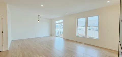 $400,000 | 1002 Joshua Lane, Genoa, IL 60135