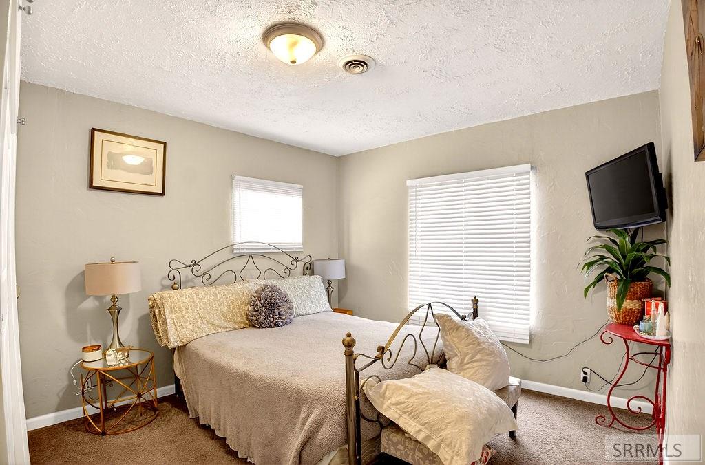 825 North 11th Avenue Pocatello, ID 83201 - Photo 6 of 23