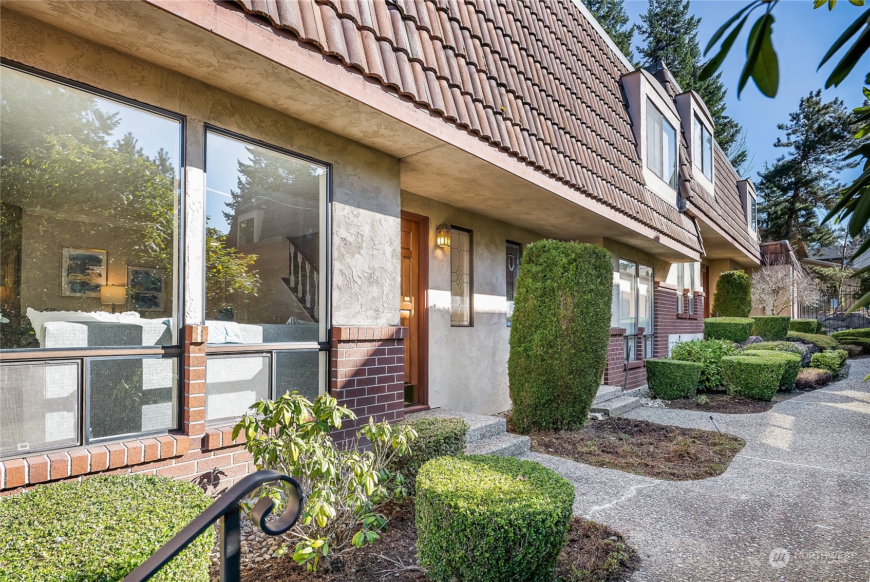 8719 238th Street Southwest, Unit B7 Edmonds, WA 98026 - Photo 4 of 29 Gallery Image 4