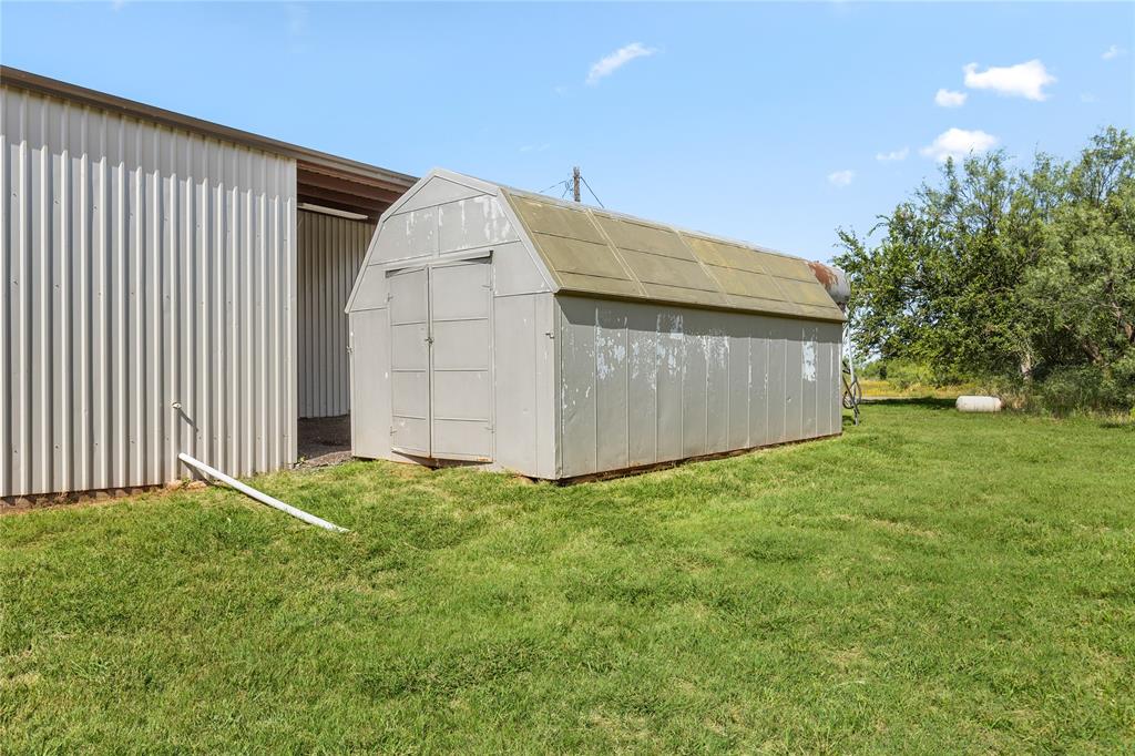 894 West Moonshine Road Seymour, TX 76380 - Photo 20 of 23