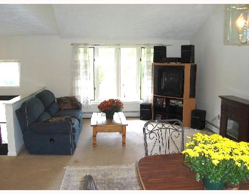 251 Deer Run Road Tiverton, RI 02878 - Photo 3 of 8 Living Room.