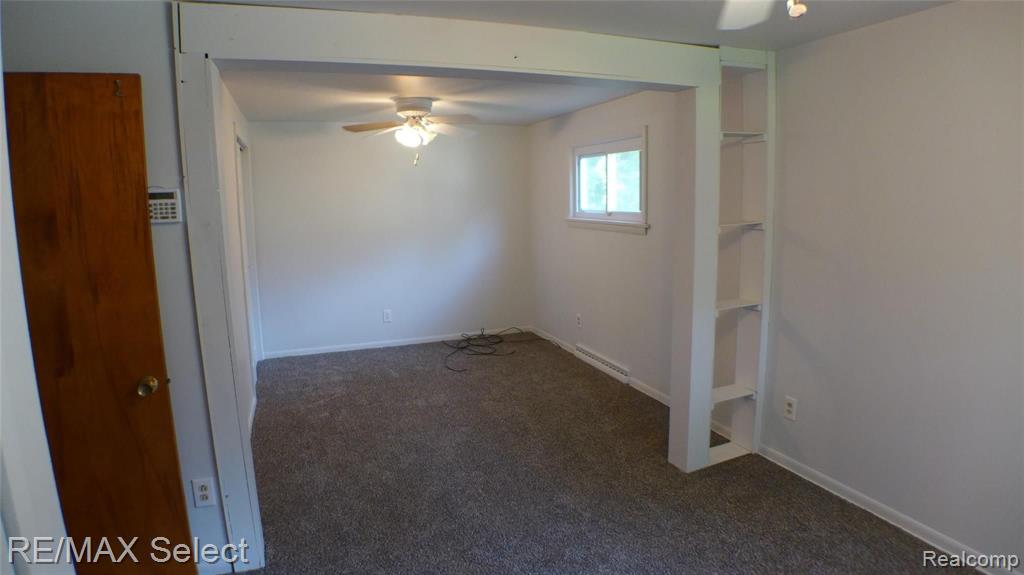 2290 Center Road Burton, MI 48509 - Photo 8 of 17