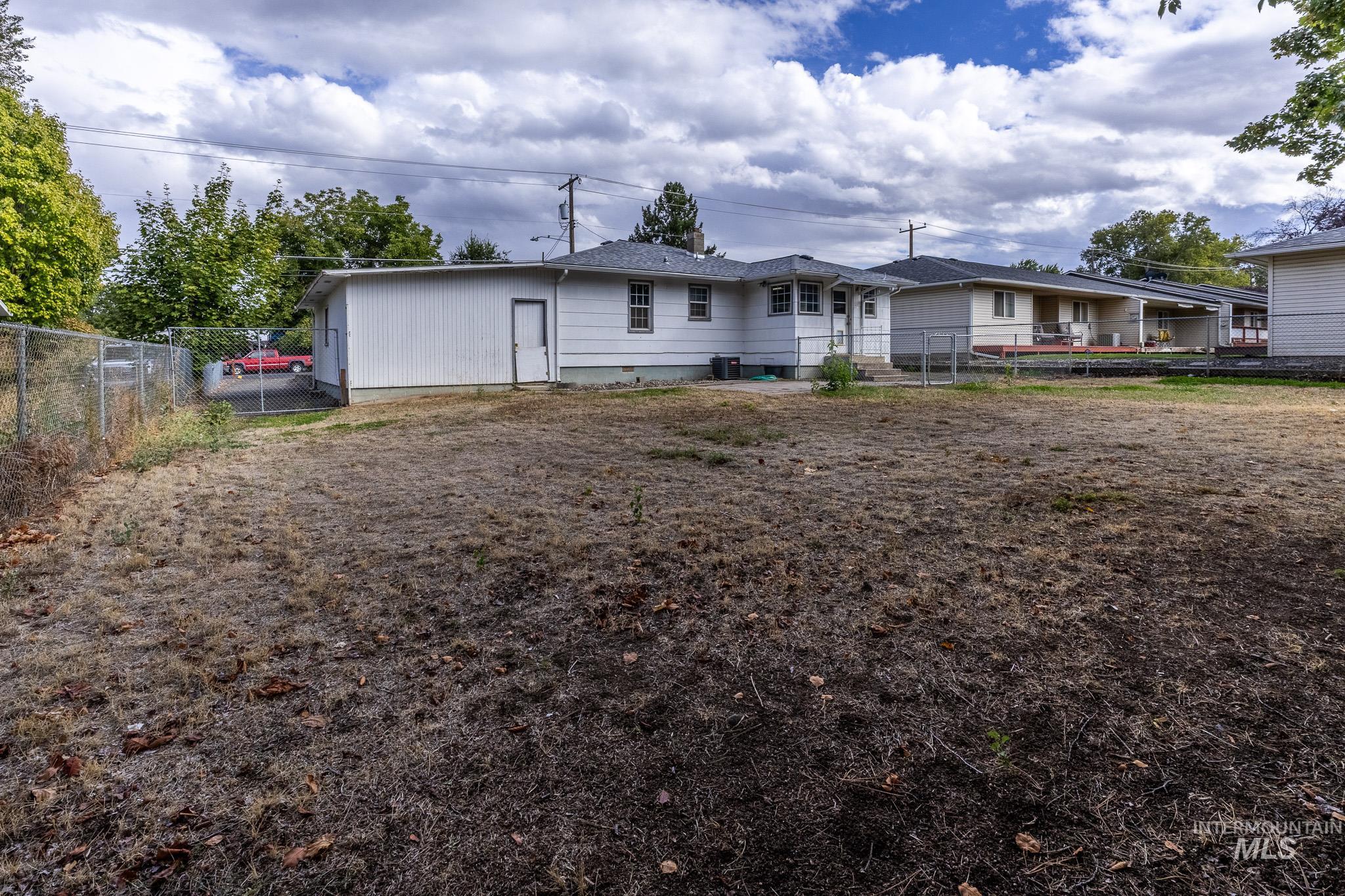 3228 5th Street Lewiston, ID 83501 - Photo 24 of 24 Back of house with a patio area