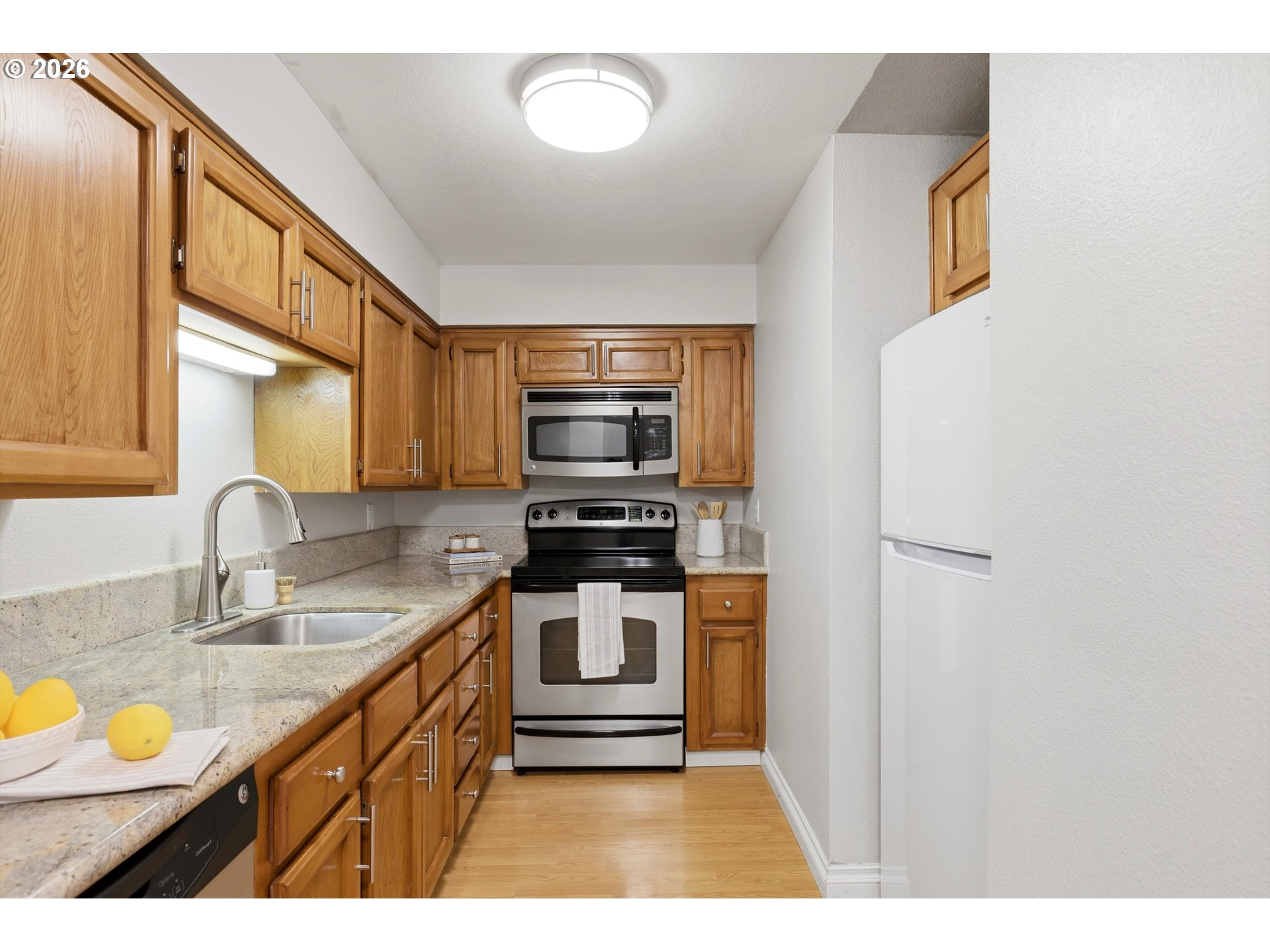 8720 Southwest Tualatin Road, Unit 303 Tualatin, OR 97062 - Photo 10 of 30