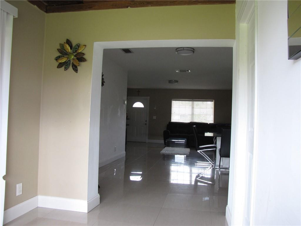 9492 Southampton Place Boca Raton, FL 33434 - Photo 13 of 35 Photo 13